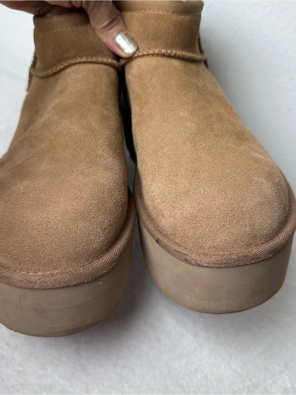 UGG Classic Ultra Mini Platform Chestnut Color Size 8
